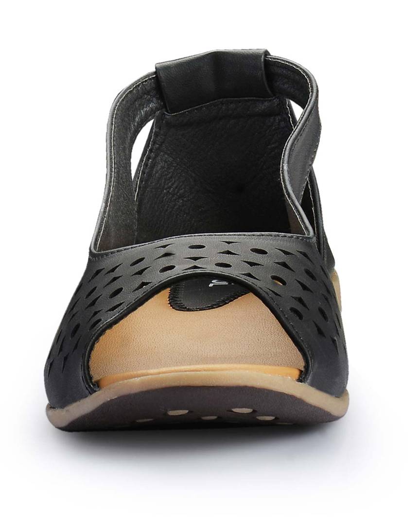 Black Solid Synthetic Leather Sandals