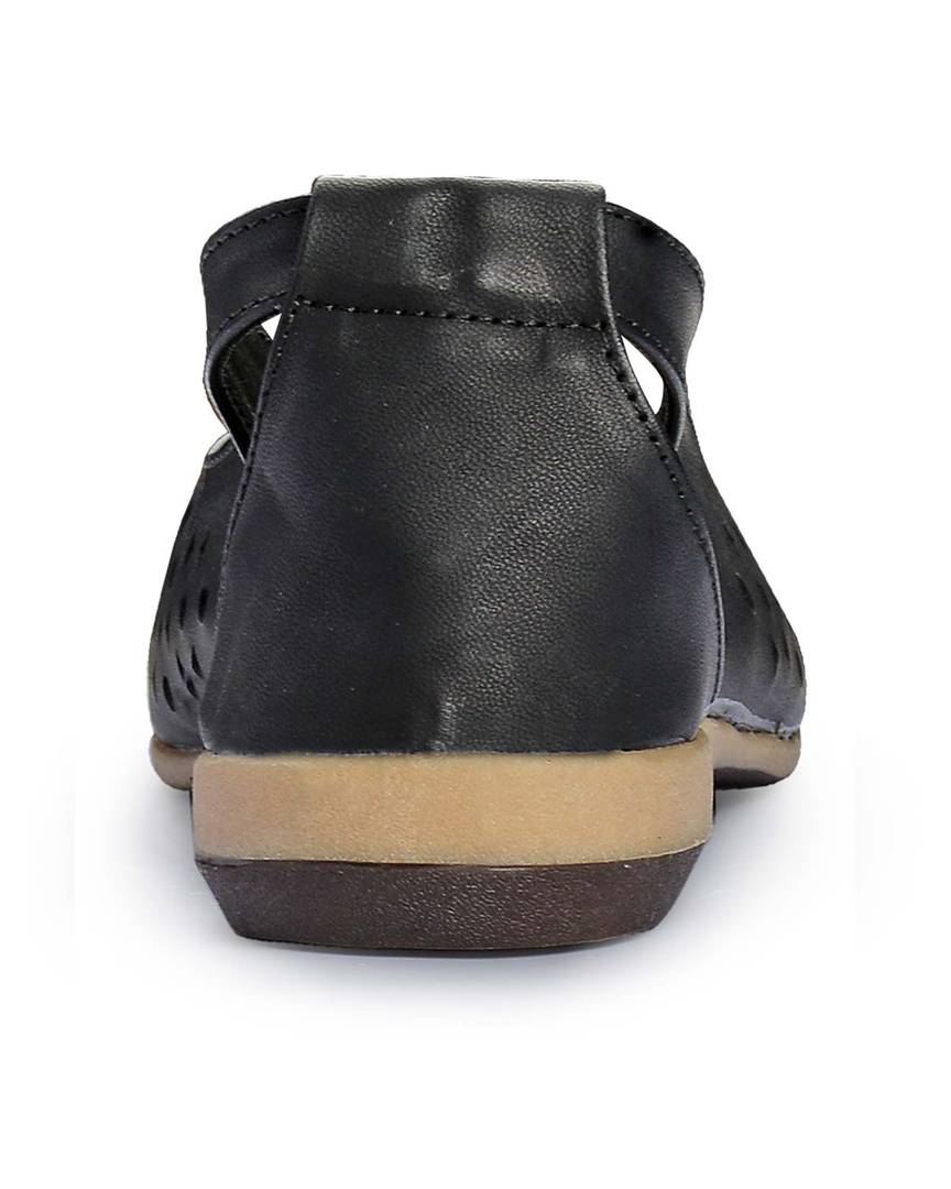 Black Solid Synthetic Leather Sandals