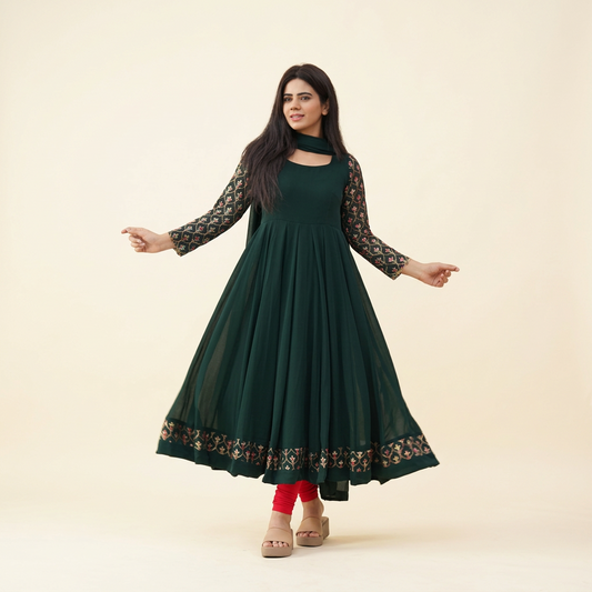 Women's Georgette Embroidery 3-4th Sleeve Round Neck Kurti with Dupatta Set (Green)