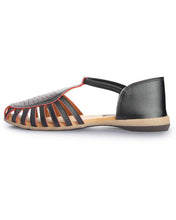 Load image into Gallery viewer, Black Solid Synthetic Leather Sandals