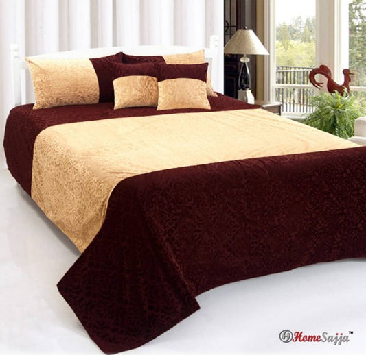 Comfortable Velvet Double Bedsheet With Pillow & Cushion Covers (5 Pieces)