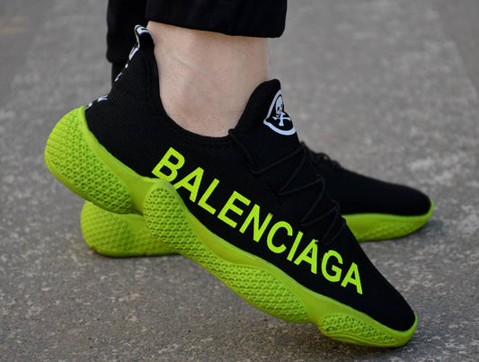 Men's Stylish Black Green Ultra Lite Sports Sneaker