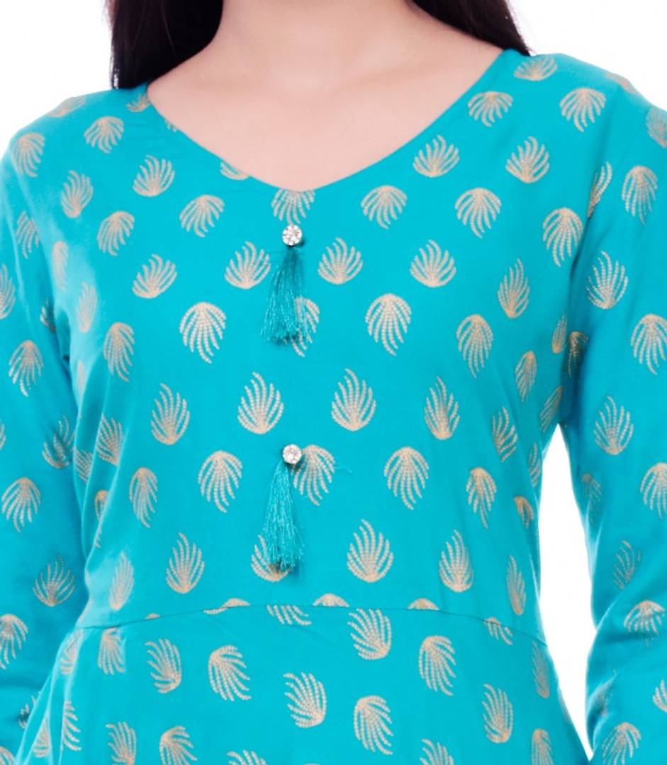 Women's Green  Rayon Printed Long Gown
